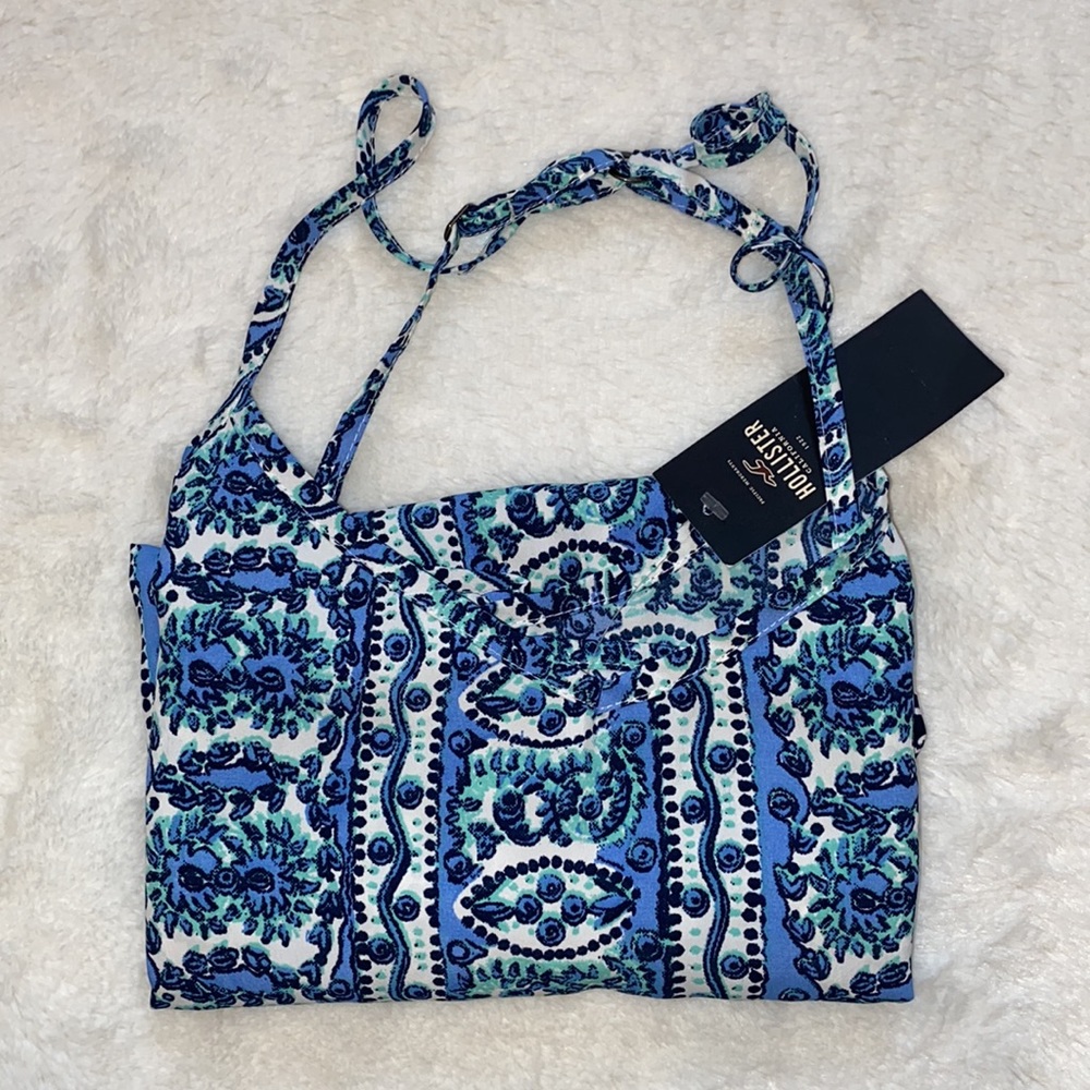 NWT Hollister Tank Top‎ - Picture 10 of 10